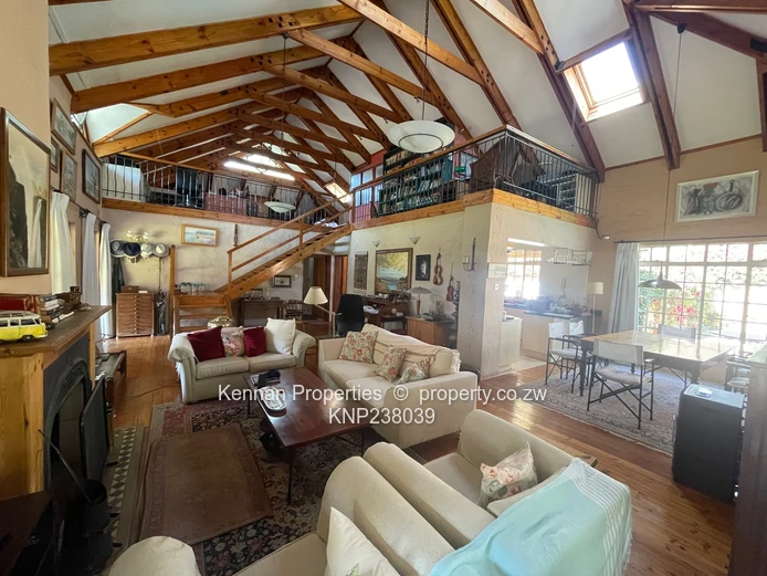 Beautifully Furnished Home In Newlands - Well Worth A Visit