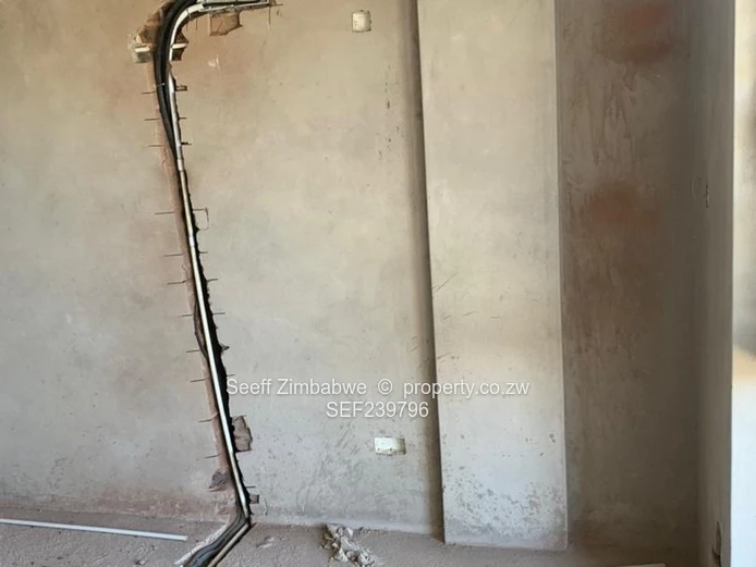 Stunning Studio Apartment In Borrowdale West