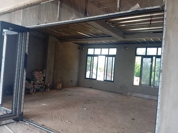8 Bedroom House