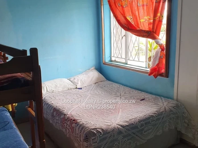 Bluff Hill 3-Bed Home with Borehole & Large Garden (Sole Mandate)