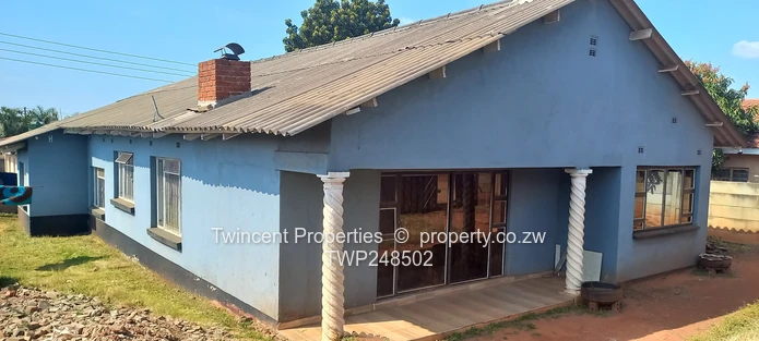 7 roomed house for sale (Sole Mandate)