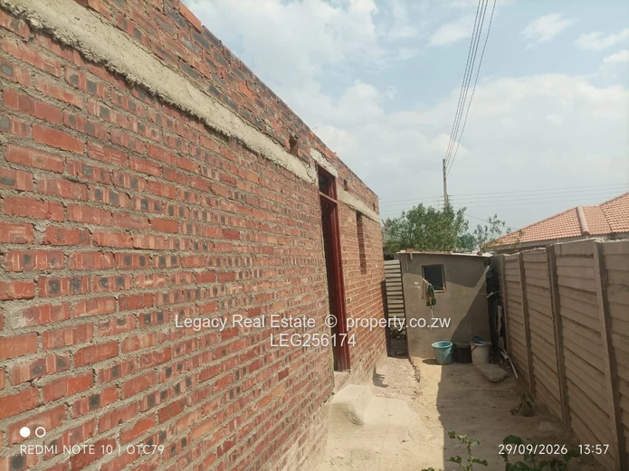 4-Bed Unfinished Home in Fidelity (240m²) with Borehole