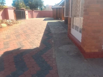 2 Bedroom Cottage