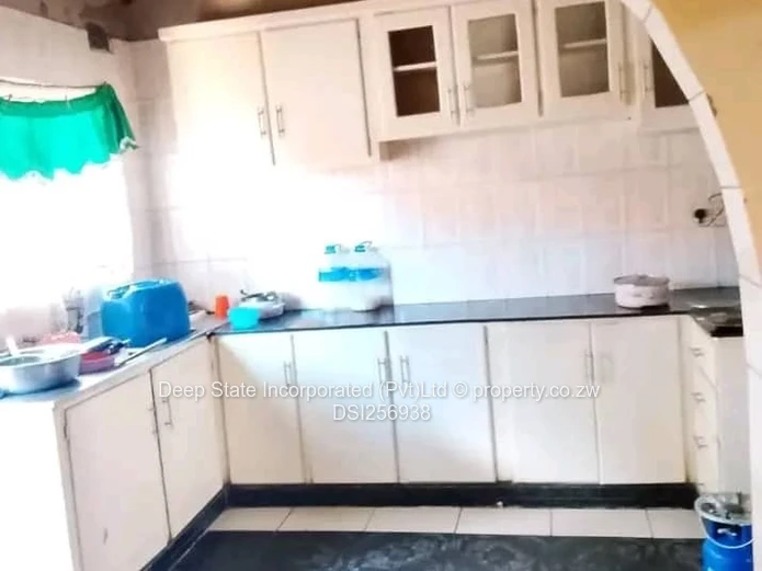 Chitungwiza unit K house for sale 