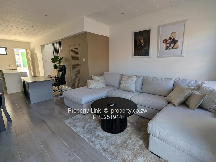 Newlands Luxury Apartment Available Immediately