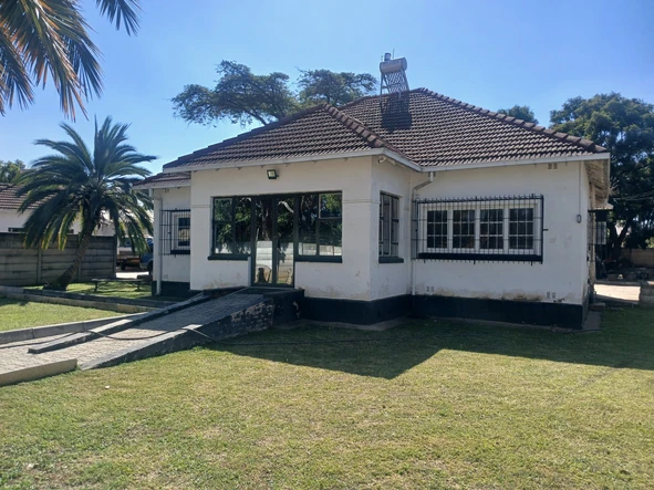 Commercial Property in Eastlea with Spacious Offices Asking price $250k