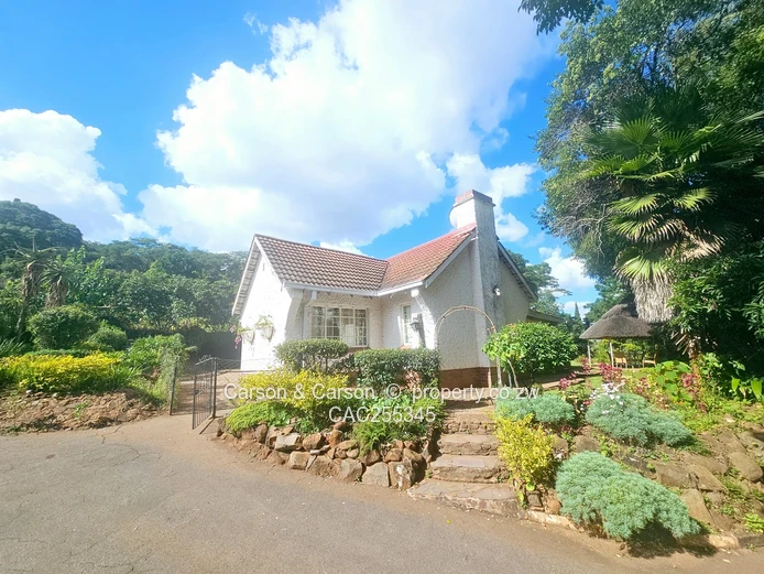 3 beds house for rent