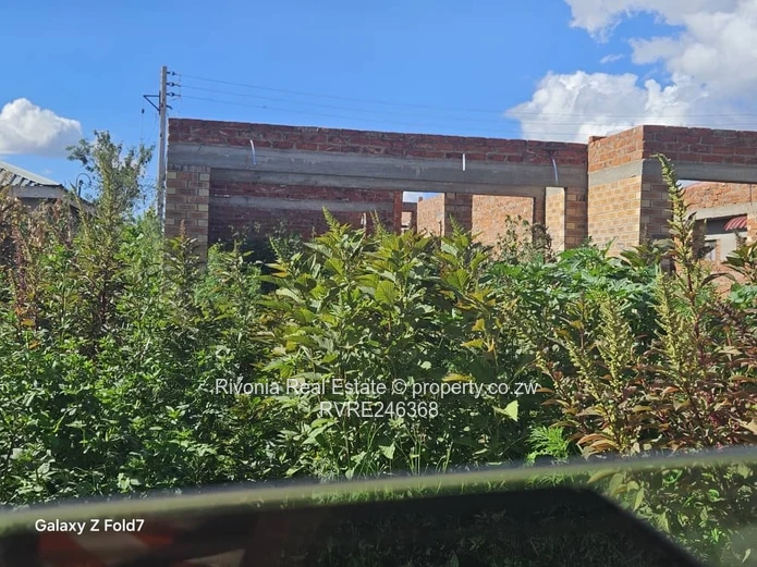 Part-Built 3-Bed Brick Shell on 240m² in Fidelity