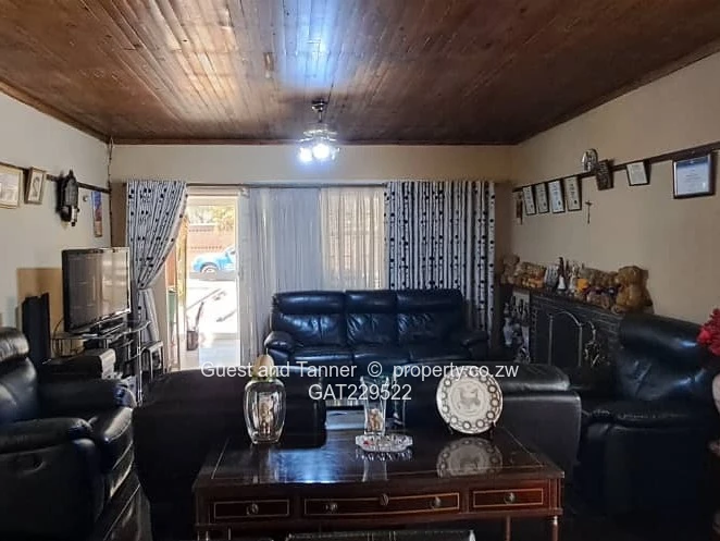 Elegant 3-Bedroom Home for Sale in Avonlea – Title Deeds, Borehole, Pool, Near Harare CBD