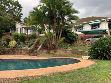 8 Bedroom House
