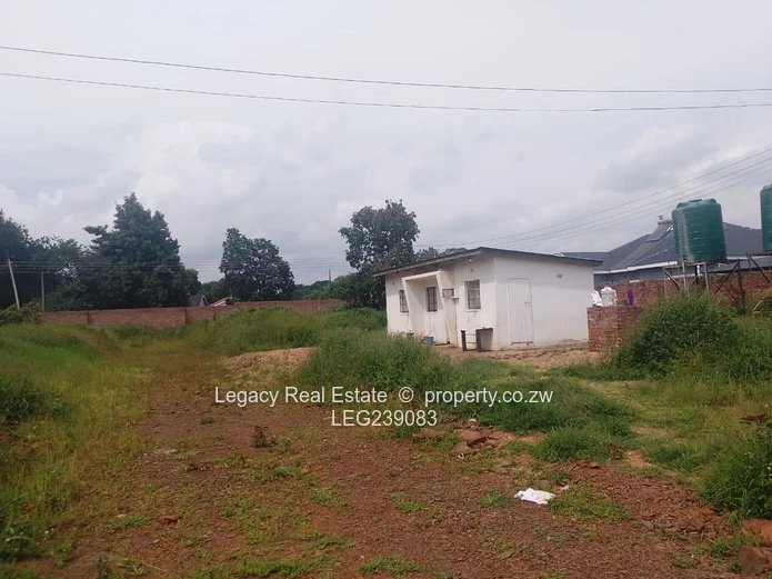 Prime Waterfalls Stand For Sale – Gated Complex