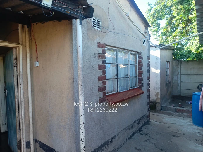 Highfields Western house for sale  (Sole Mandate)