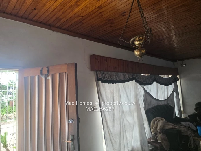 Renovator’S Dream House For Sale – Avondale West