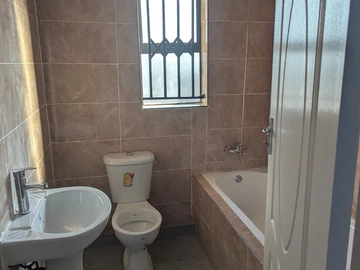 3 Bedroom Garden Flat