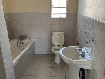 2 Bedroom Garden Flat