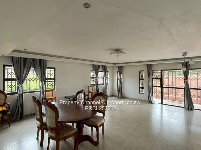 Bright Tiled 3-Bed House with Secure Verandah - Hatcliffe