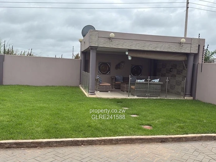 *_Westgate Sandton 5 Bedroomed House For Sale