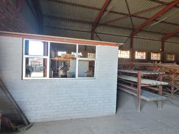Warehouse & Factory