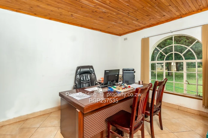 5 Fully Equipped Residences On Rare 4-Acre Land (Sole Mandate)