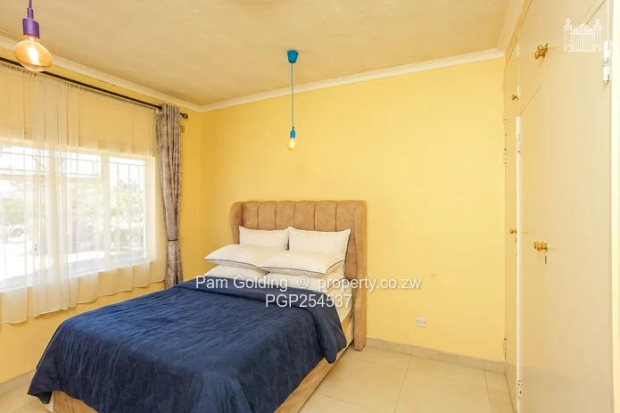 3 Bedroom Villa on Coronation Avenue