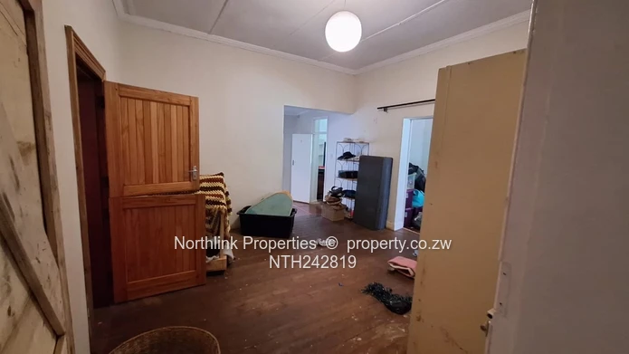 Emerald Hill on Pembroke Rd