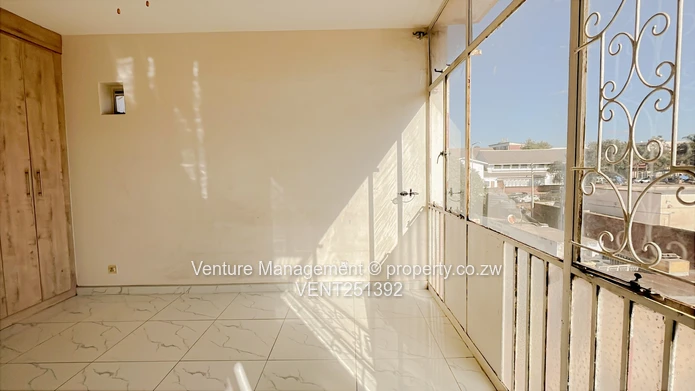 2 Bedroom Flat – The Avenues, Harare
