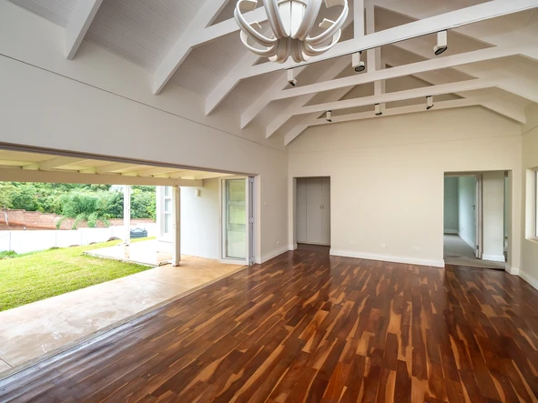 6 Unit Townhouse Complex