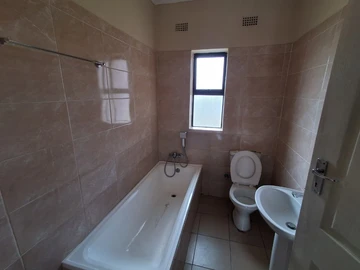 36 Bedroom Flat & Apartment