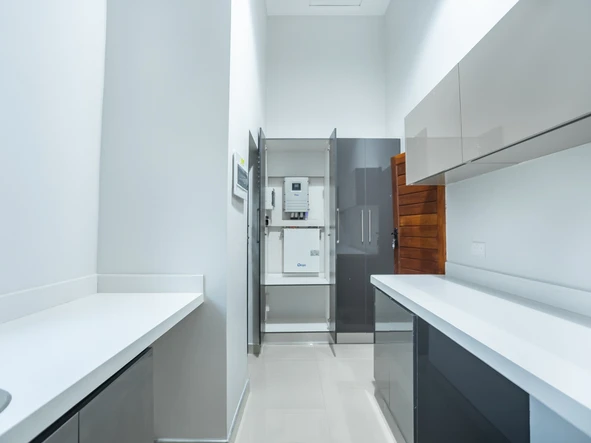 4 Bedroom Garden Flat