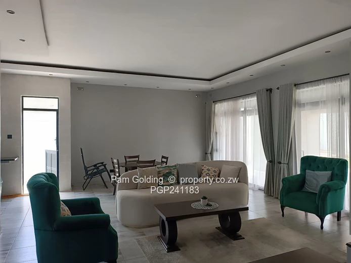 Neat Cluster Home in Peakwood Village!