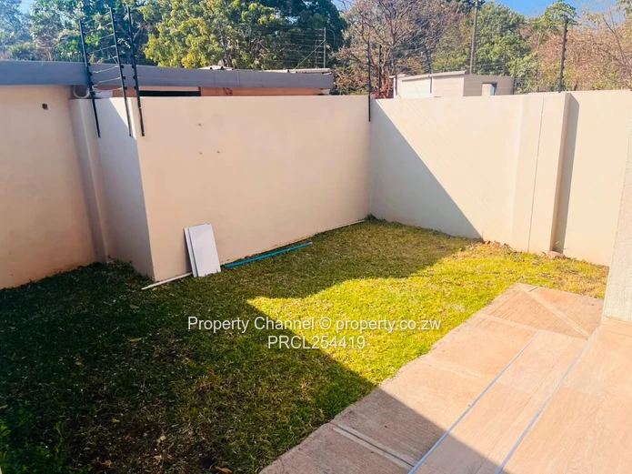 Stylish 3-Bed Avondale Flat with Borehole & Modern Kitchen