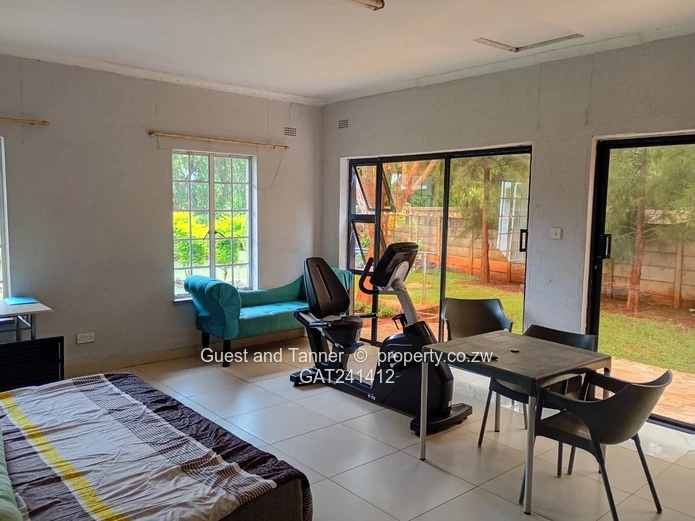 4-Bedroom House For Sale In Helensvale