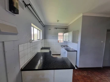 2 Bedroom Flat & Apartment