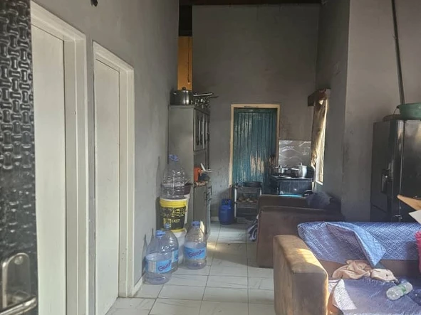 11 Bedroom House