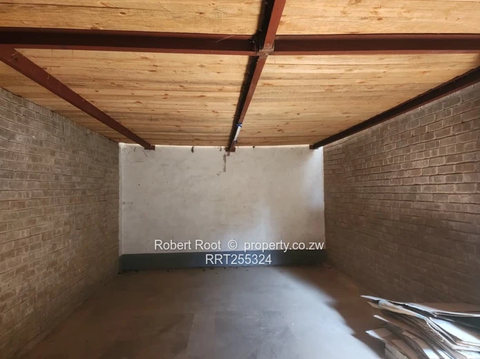 Warehouse To Rent In Bluffhill Industrial Park 