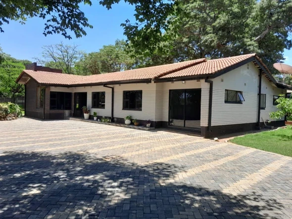4 Bedroom House