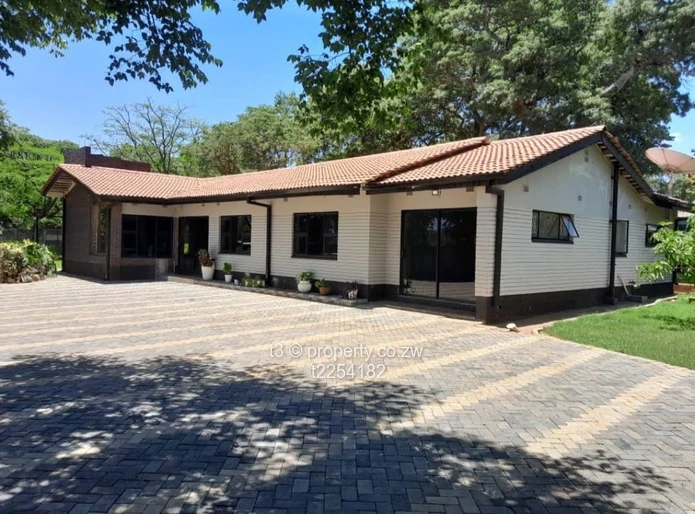 Hillside Commercial  Property with Mainroad Frontage