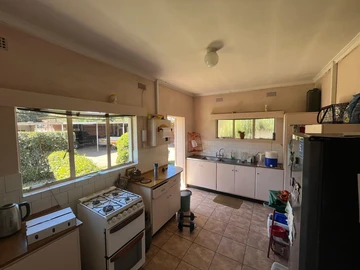 3 Bedroom Garden Flat