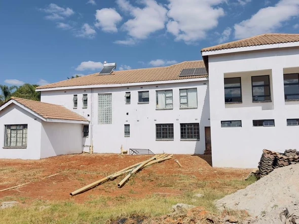 7 Bedroom House