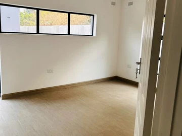 3 Bedroom Garden Flat