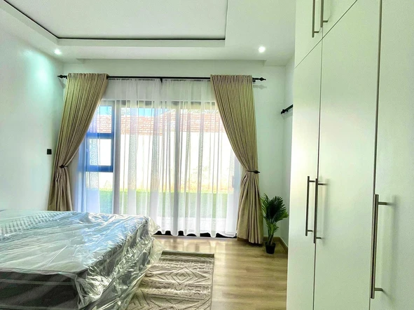 3 Bedroom Garden Flat