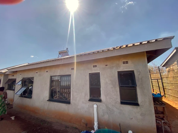 6 Bedroom House