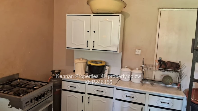 Family Place in Fab Location! (Sole Mandate)