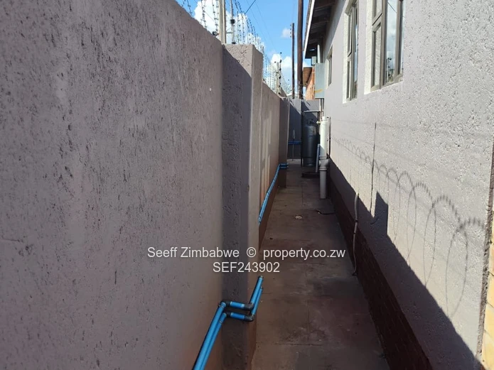 4-Bed  Home in Luveve 5.