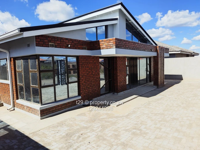 Mabvazuva Estate house for sale