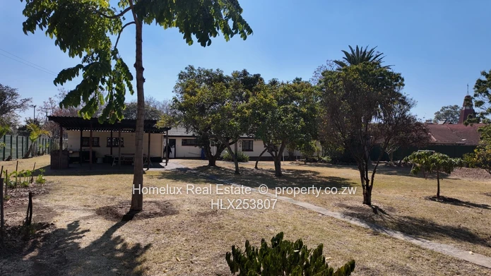 Executive 5-Bedroom Fully Furnished Home in Mount Pleasant
