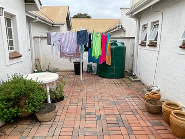 2 Bedroom Garden Flat