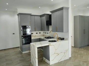 3 Bedroom Garden Flat