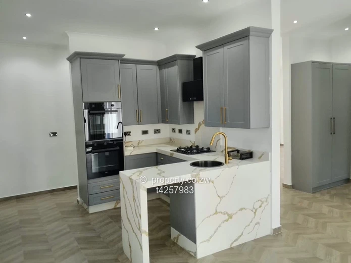 Borrowdale Vinona 3  bedroom apartment to rent