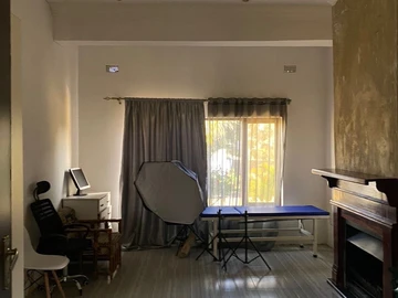 9 Bedroom House